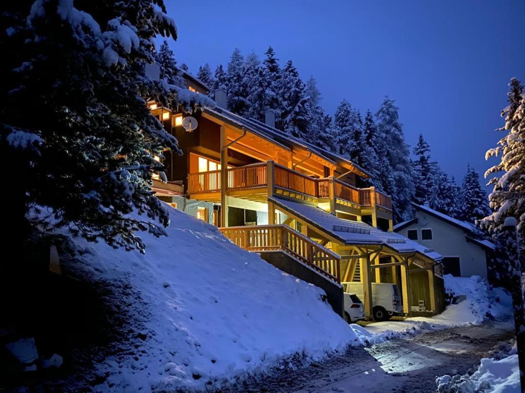 Auszeit Ferienhaus Fur 6 Personen ,Mit Grosser Terrasse Und Panoramablick, Turracher Hohe -A1 Haus 436 A Links- المظهر الخارجي الصورة