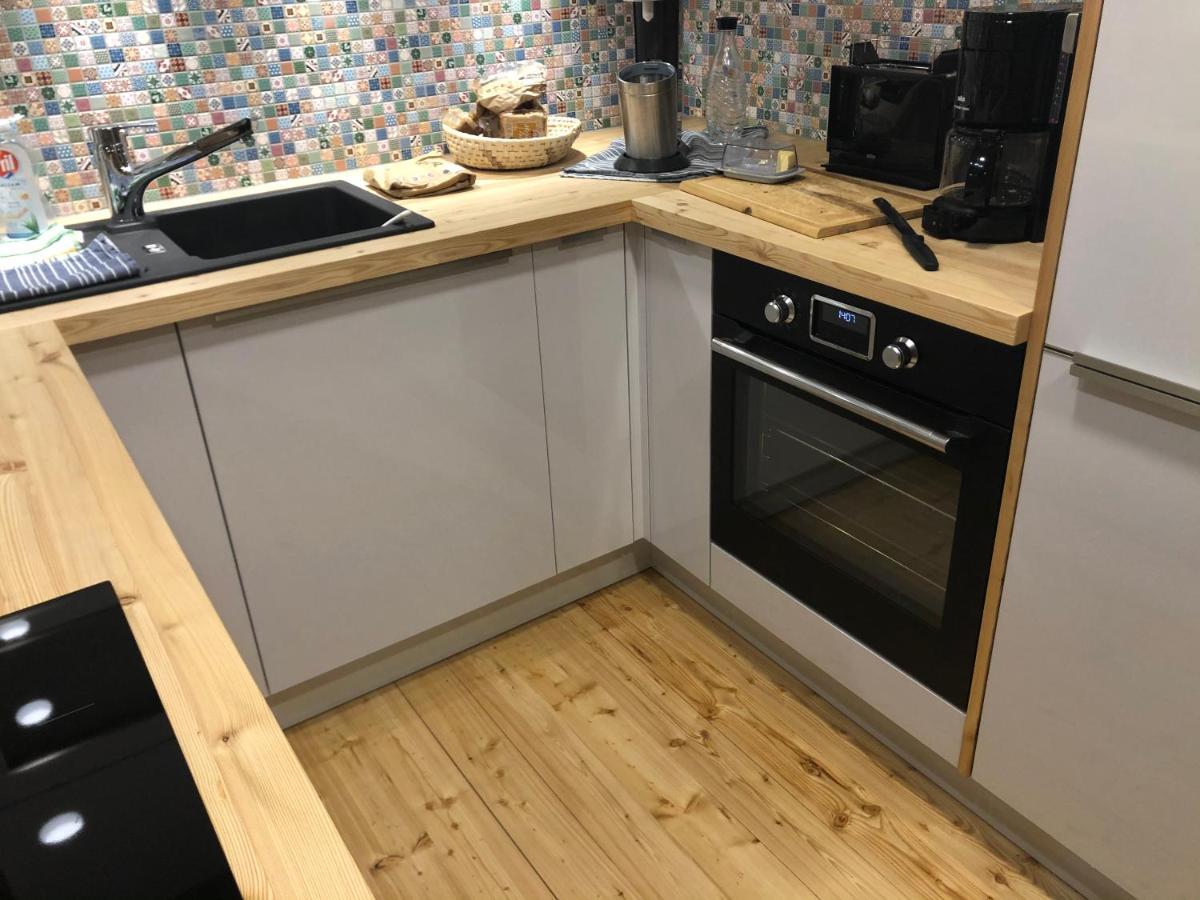 Auszeit Ferienhaus Fur 6 Personen ,Mit Grosser Terrasse Und Panoramablick, Turracher Hohe -A1 Haus 436 A Links- المظهر الخارجي الصورة